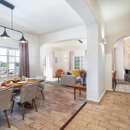Host Wise - Quiet Spacious House - Swimming Pool * Benagil